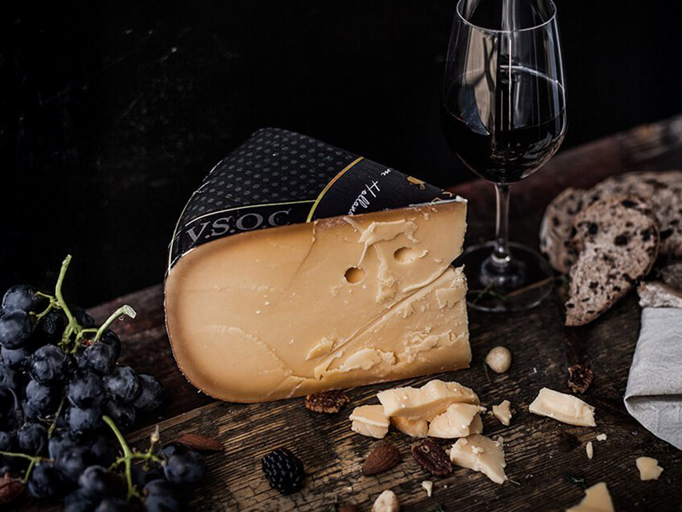 VSOC BLACK אווירה 2