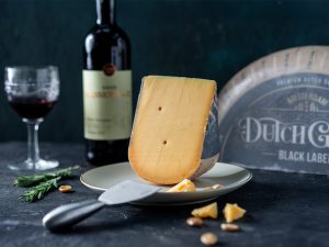 אמסטרדם דאץ' Black