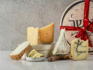 חמש נבחרות של אלי באשר