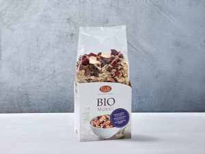 מוזלי פירות יער אורגני