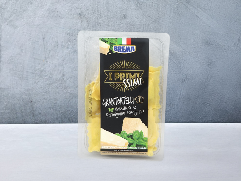 רביולי בזיליקום ופרמג'אנו