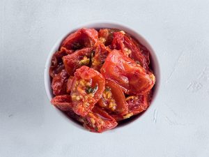 שמיניות עגבניות לחות